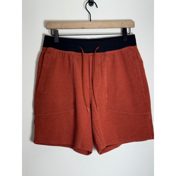 lululemon athletica Pants - Men’s Lululemon Athletic Shorts size Medium Rust Red Unlined 7 in Inseam
